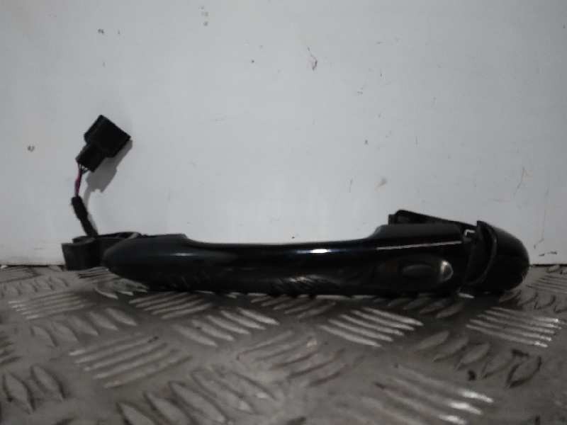 Recambio de maneta exterior delantera derecha para renault megane iii sport tourer dynamique referencia OEM IAM  4 PINES 