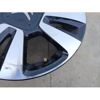 Recambio de llanta para citroën c3 iii (sx) 1.2 vti 82 referencia OEM IAM 9813075077 X1 16 PULGADAS