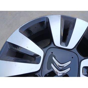 Recambio de llanta para citroën c3 iii (sx) 1.2 vti 82 referencia OEM IAM 9813075077 X1 16 PULGADAS