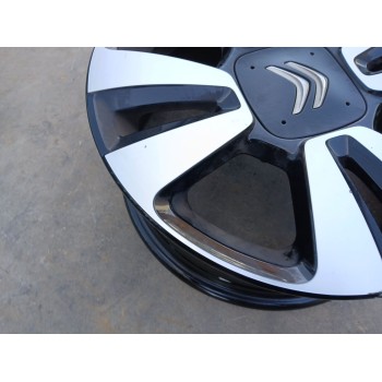 Recambio de llanta para citroën c3 iii (sx) 1.2 vti 82 referencia OEM IAM 9813075077 X1 16 PULGADAS