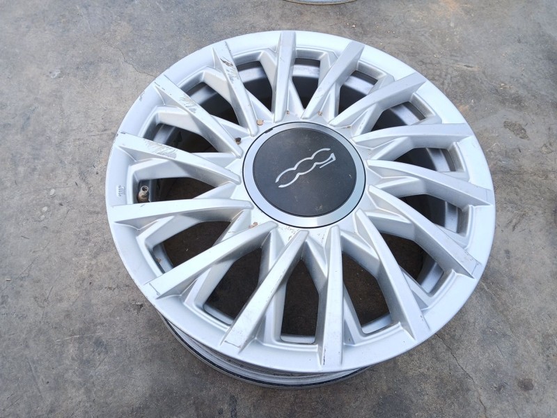 Recambio de llanta para fiat 500 (312_) 1.0 mild hybrid (312.ayd1b) referencia OEM IAM 52009577 X1 15 PULGADAS