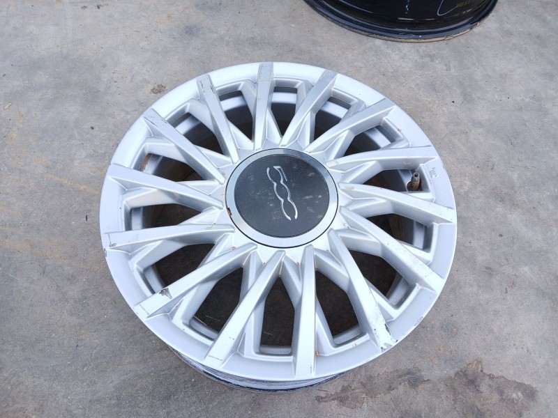 Recambio de llanta para fiat 500 (312_) 1.0 mild hybrid (312.ayd1b) referencia OEM IAM 52009577 X1 15 PULGADAS