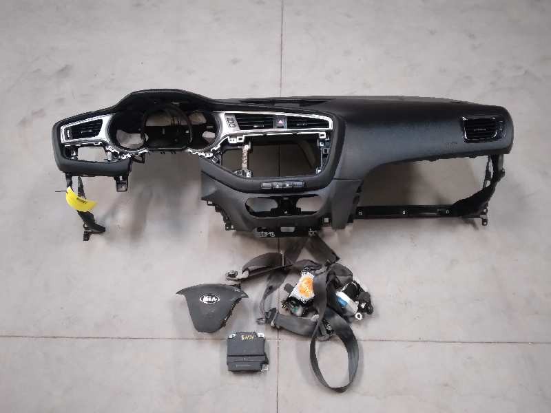 Recambio de kit airbag para kia pro_cee´d ( ) concept referencia OEM IAM 84730A2000 3 PUERTAS 