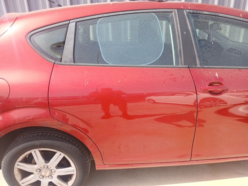 Recambio de puerta trasera derecha para seat leon (1p1) 1.6 referencia OEM IAM   