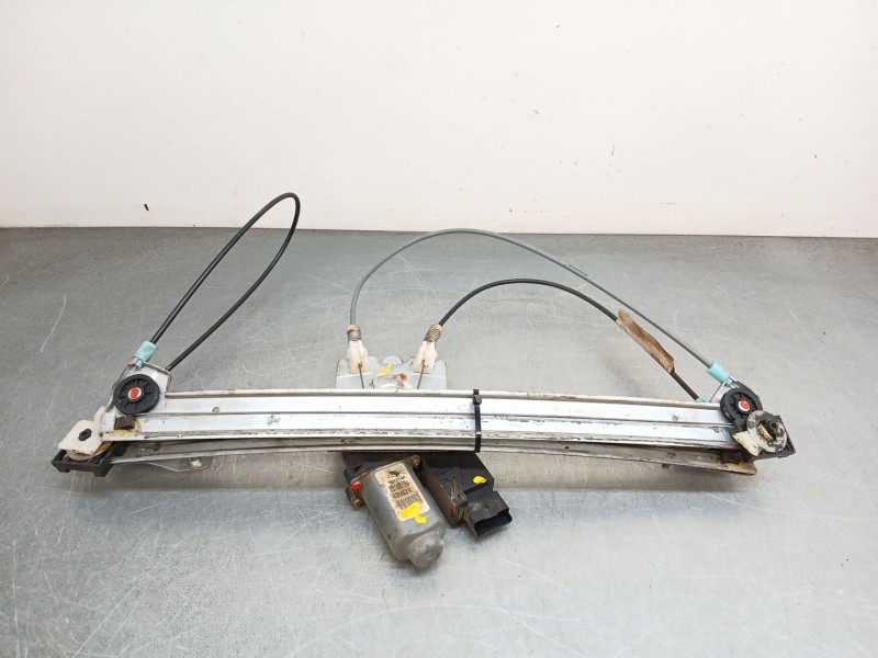 Recambio de elevalunas delantero izquierdo para renault laguna ii (bg0/1_) 2.0 16v (bg1y) referencia OEM IAM 400462k  