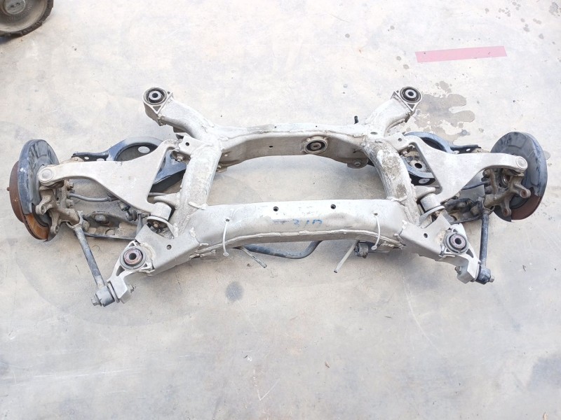 Recambio de puente trasero para infiniti fx fx45 referencia OEM IAM   