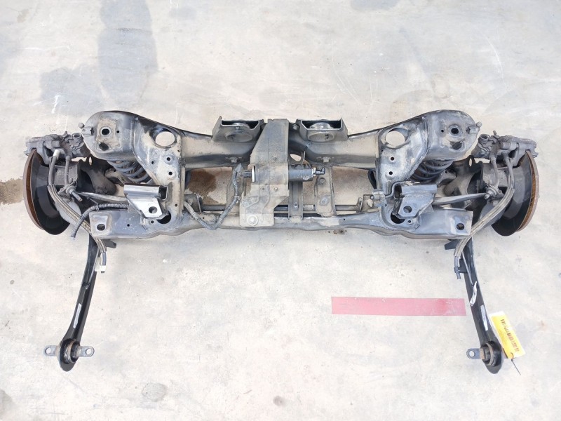 Recambio de puente trasero para volvo v40 hatchback (525) d2 referencia OEM IAM 31406223  