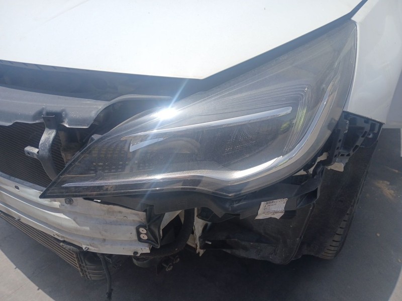 Recambio de faro izquierdo para opel astra k sports tourer (b16) 1.6 cdti (35) referencia OEM IAM   