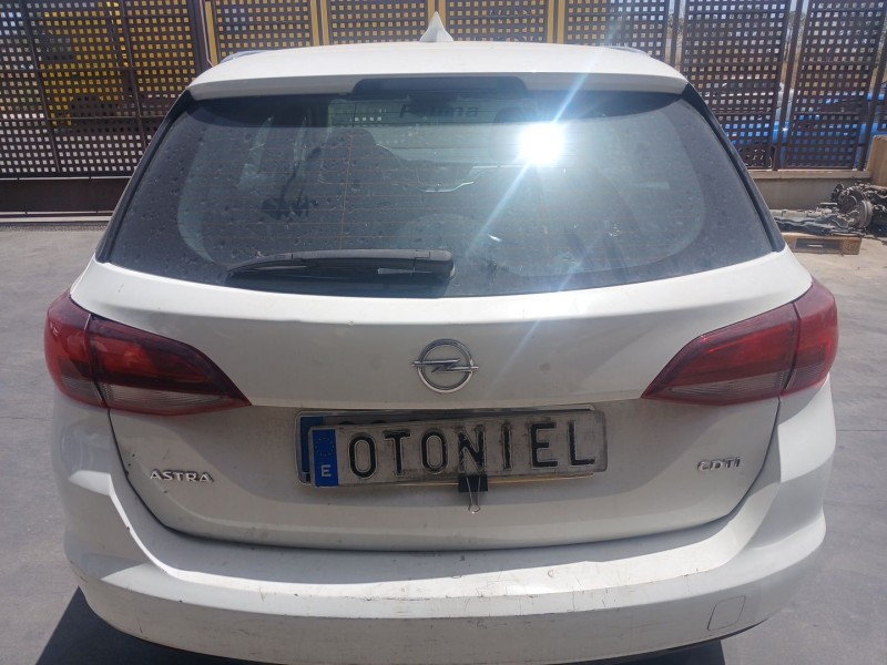 Recambio de porton trasero para opel astra k sports tourer (b16) 1.6 cdti (35) referencia OEM IAM   