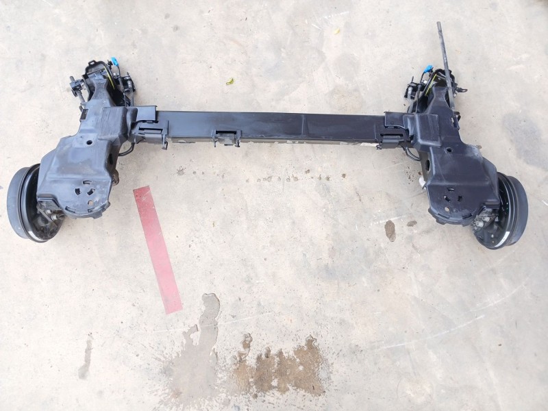 Recambio de puente trasero para citroën c3 iii (sx) 1.2 vti 82 referencia OEM IAM 1607197380  