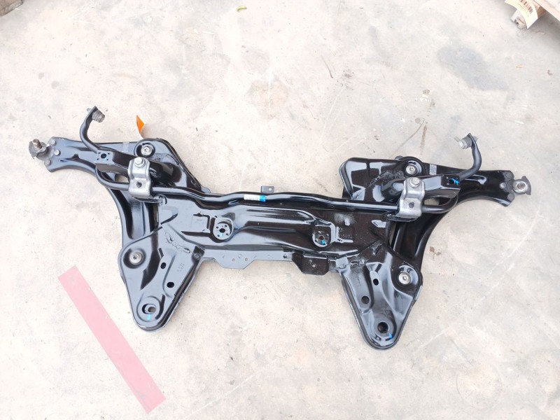 Recambio de puente delantero para citroën c3 iii (sx) 1.2 vti 82 referencia OEM IAM 9808011780  