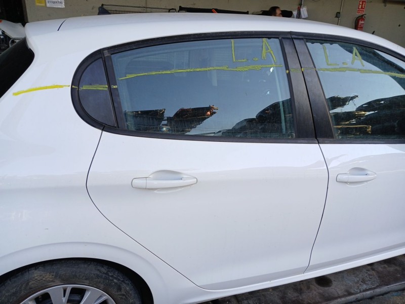 Recambio de puerta trasera derecha para peugeot 208 i (ca_, cc_) 1.6 bluehdi 100 referencia OEM IAM   