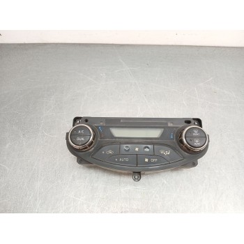 Recambio de mando climatizador para toyota yaris hsd active referencia OEM IAM 8271160640  