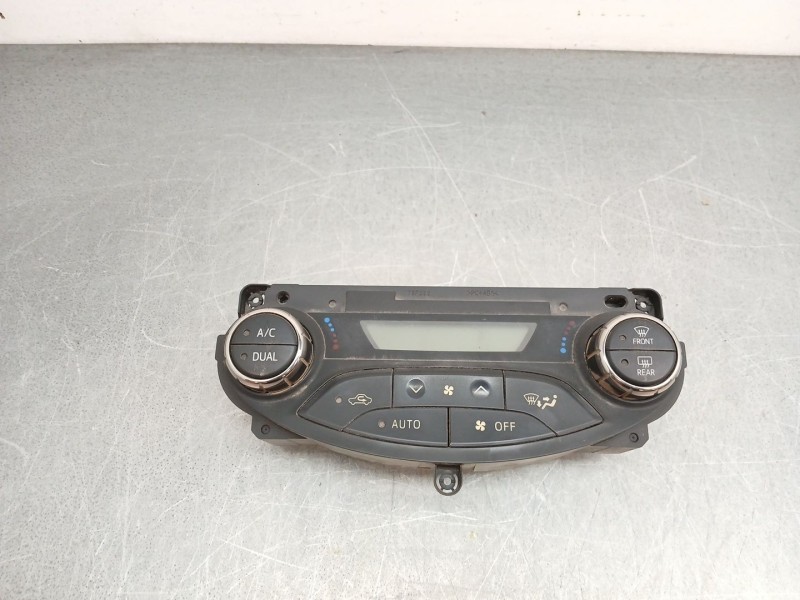Recambio de mando climatizador para toyota yaris hsd active referencia OEM IAM 8271160640  