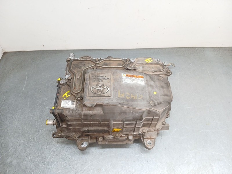 Recambio de convertidor para toyota yaris hsd active referencia OEM IAM g920052011  