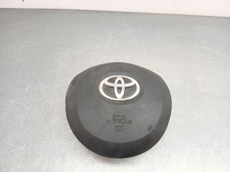 Recambio de airbag delantero izquierdo para toyota yaris hsd active referencia OEM IAM 450190d420  