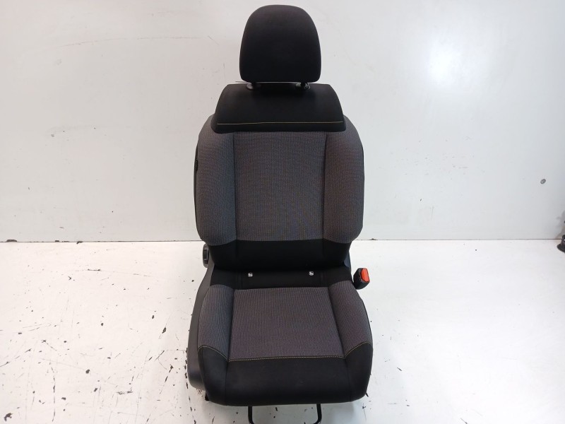 Recambio de asiento delantero derecho para citroën c3 iii (sx) 1.2 vti 82 referencia OEM IAM   