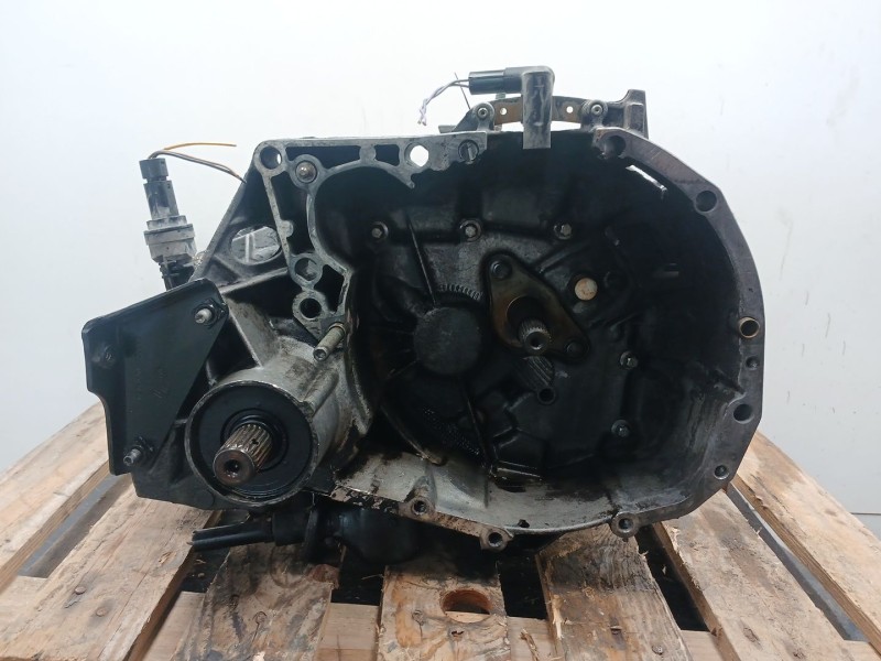 Recambio de caja cambios para renault kangoo (kc0/1_) 1.5 dci referencia OEM IAM 7711135026 7701723211 JC5126