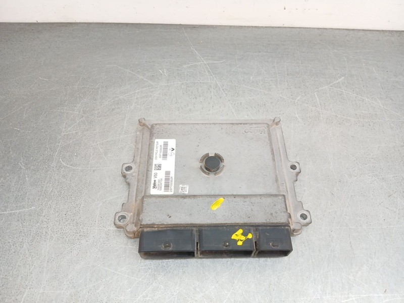 Recambio de centralita motor uce para renault clio iv technofeel referencia OEM IAM 237103353r  