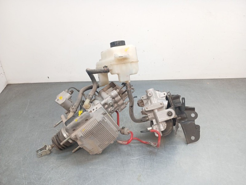 Recambio de abs para toyota yaris hybrid feel! referencia OEM IAM 4721052140  