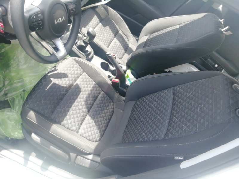Recambio de asiento delantero izquierdo para kia rio 1.0 t-gdi hybrid referencia OEM IAM   