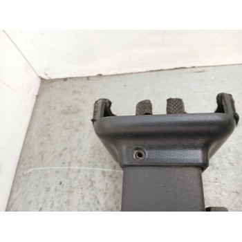 Recambio de bandeja trasera para hyundai terracan (hp) 2.9 crdi 4wd referencia OEM IAM 85610H1000LK  