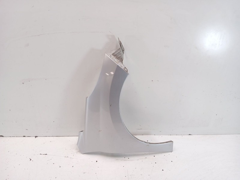 Recambio de aleta delantera derecha para peugeot 207/207+ (wa_, wc_) 1.4 referencia OEM IAM   
