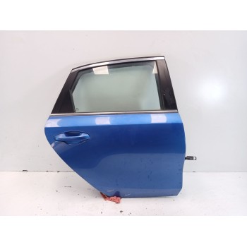 Recambio de puerta trasera derecha para kia ceed drive referencia OEM IAM   