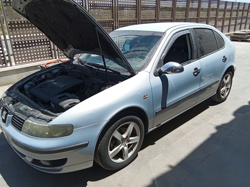 SEAT LEON (1M1)