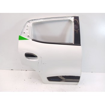 PUERTA TRASERA DERECHA 821009732R 