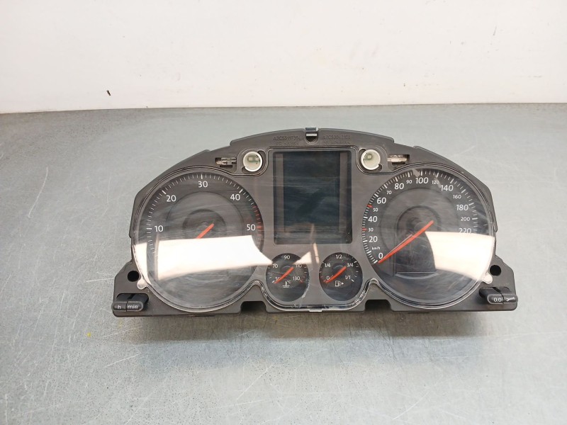 Recambio de cuadro instrumentos para volkswagen passat b6 (3c2) 2.0 tdi 16v referencia OEM IAM 3c0920871e  