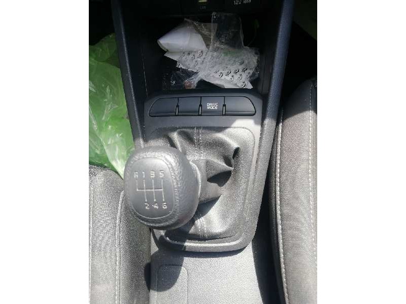 Recambio de palanca cambio para kia rio 1.0 t-gdi hybrid referencia OEM IAM 43700H8430WK / 43720H8250 6 VELOCIDADES 