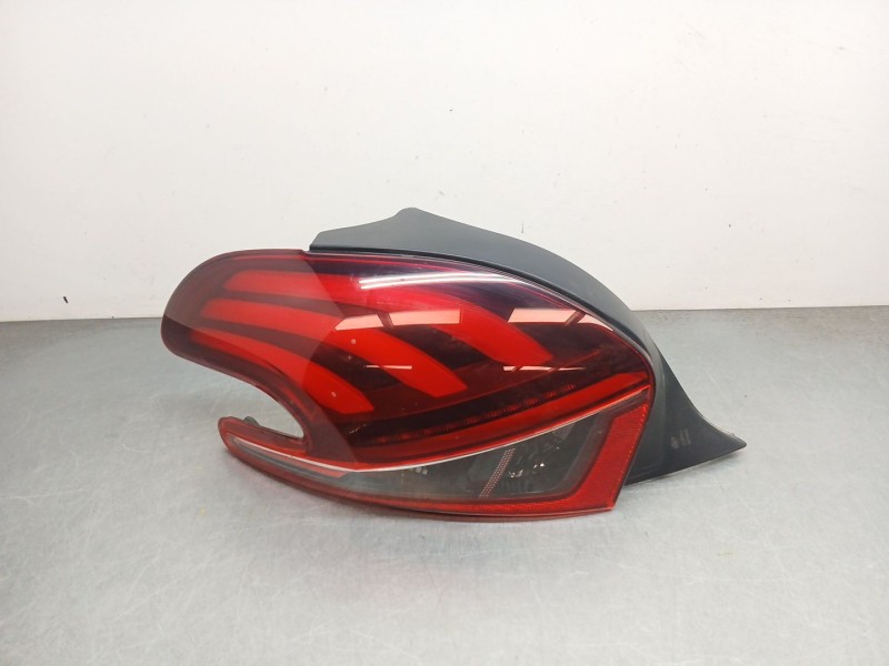 Recambio de piloto trasero izquierdo para peugeot 208 i (ca_, cc_) 1.5 bluehdi 100 referencia OEM IAM 9825601280  
