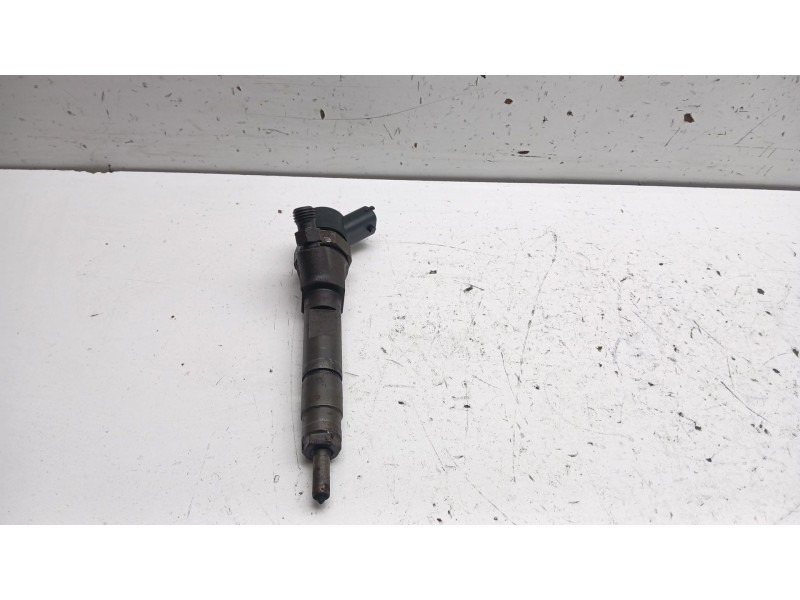 Recambio de inyector para renault megane ii berlina 5p confort authentique referencia OEM IAM 0445110110 8200100272 
