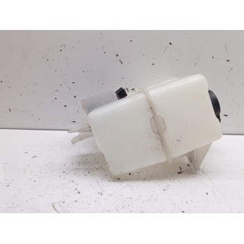 Recambio de deposito limpia para maxus edeliver 3 furgoneta electric referencia OEM IAM B31CL24  