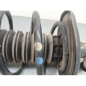 Recambio de amortiguador delantero izquierdo para toyota auris hybrid active referencia OEM IAM   