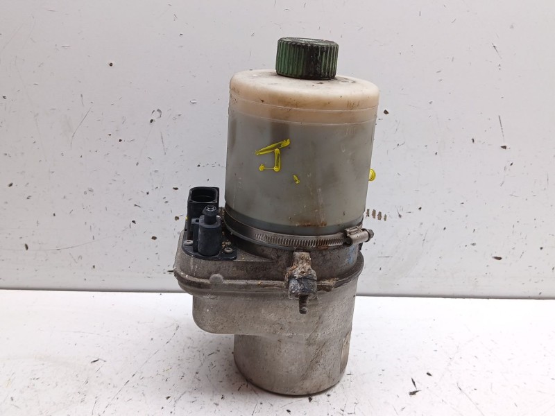 Recambio de bomba direccion para audi a2 (8z) 1.4 tdi referencia OEM IAM   