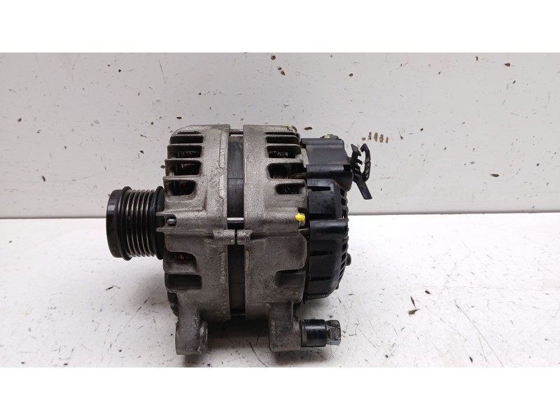 Recambio de alternador para peugeot 2008 i (cu_) 1.6 bluehdi 120 referencia OEM IAM 9810525380 / 1612458880 2624310d tg15s218