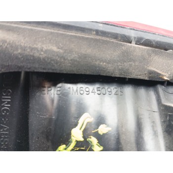 Recambio de piloto trasero derecho interior para seat leon (1m1) 1.6 16v referencia OEM IAM 1m6945092b  