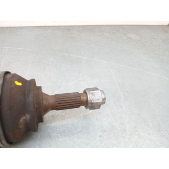 Recambio de transmision delantera derecha para citroën c3 iii (sx) 1.2 vti 82 referencia OEM IAM 9677476680 / 1611524080  