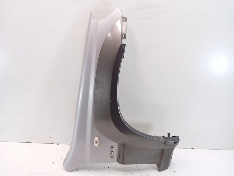 Recambio de aleta delantera derecha para hyundai terracan (hp) 2.9 crdi 4wd referencia OEM IAM 66320H1110  