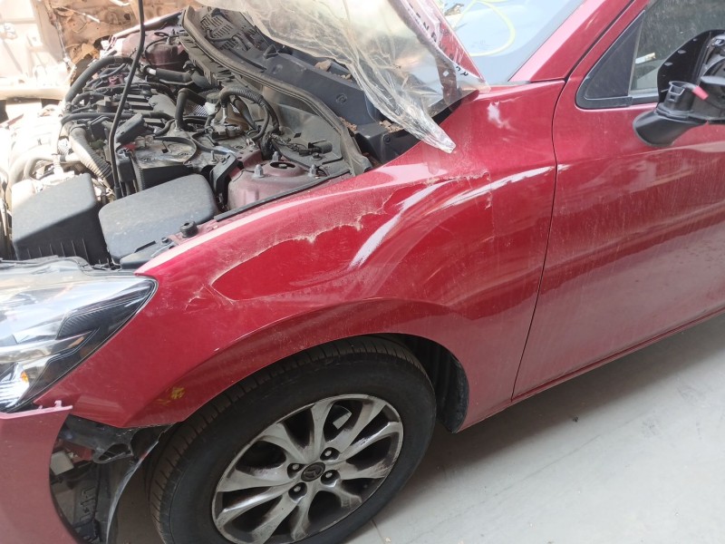 Recambio de aleta delantera izquierda para mazda 2 hatchback (dl, dj) 1.5 skyactiv-g referencia OEM IAM   