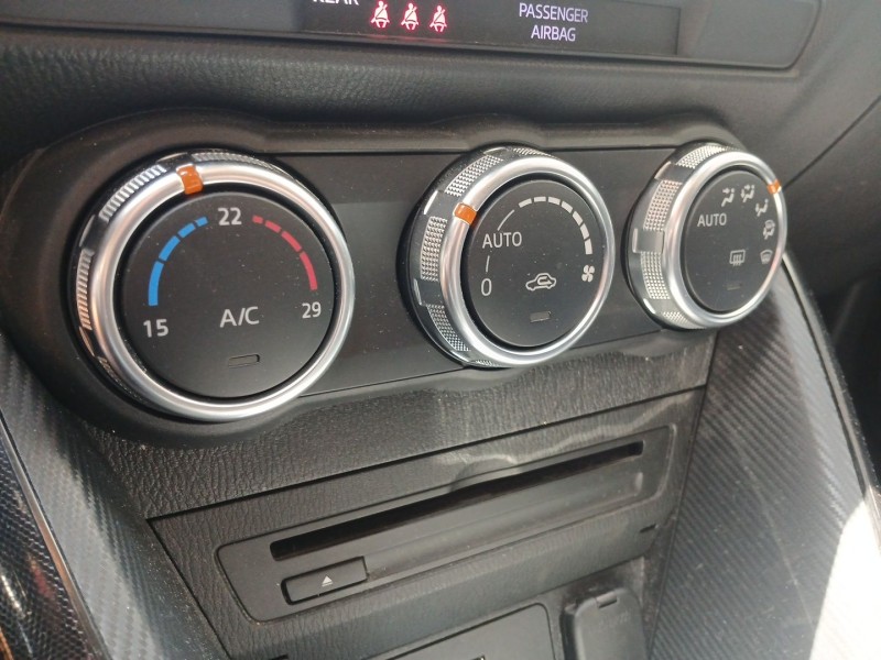 Recambio de mando climatizador para mazda 2 hatchback (dl, dj) 1.5 skyactiv-g referencia OEM IAM   