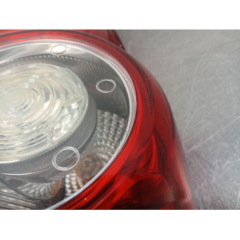 Recambio de piloto trasero derecho para opel combo furgoneta/monovolumen (x12) 1.3 cdti (b05) referencia OEM IAM 95513785  