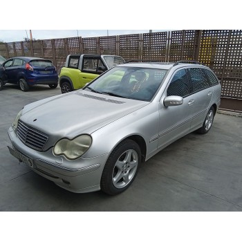 mercedes-benz clase c t-model (s203) del año 2002