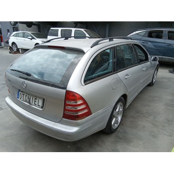 mercedes-benz clase c t-model (s203) del año 2002