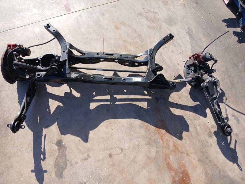 Recambio de puente trasero para kia ceed gt referencia OEM IAM 55410J7AA0  