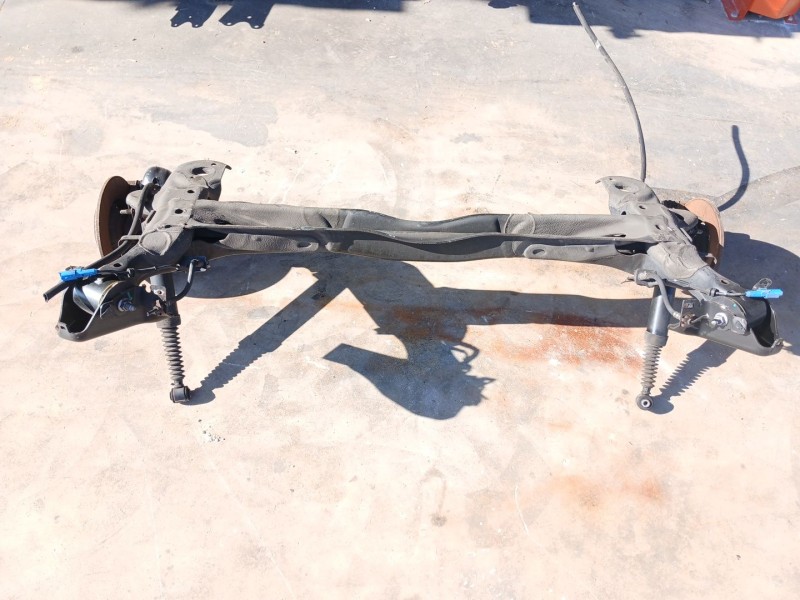 Recambio de puente trasero para citroën ds3 limited edition referencia OEM IAM   