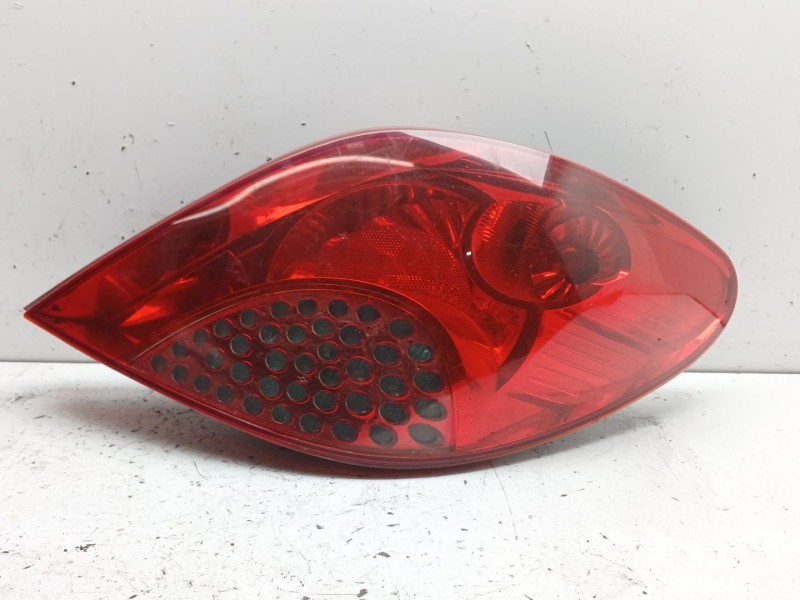 Recambio de piloto trasero derecho para peugeot 207/207+ (wa_, wc_) 1.4 referencia OEM IAM 9649986580-02  