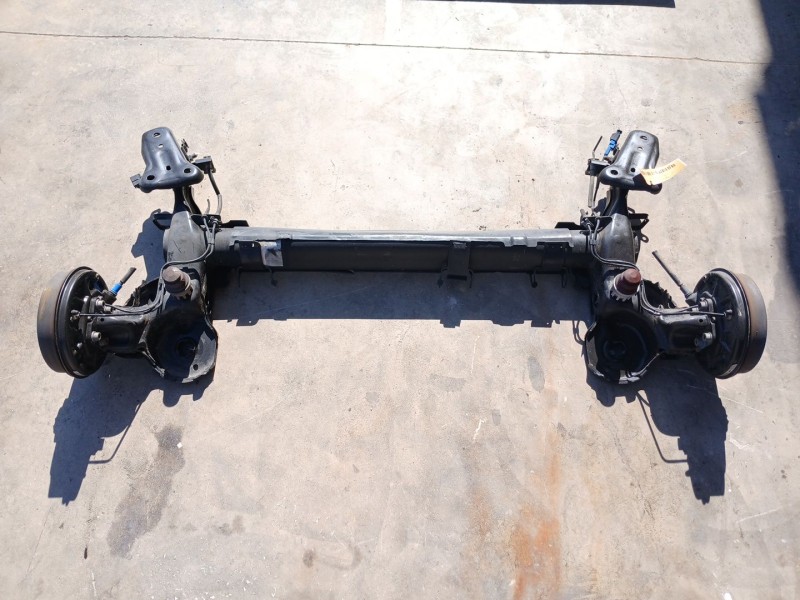 Recambio de puente trasero para citroën c3 iii (sx) 1.2 puretech 82 referencia OEM IAM 1607197380  